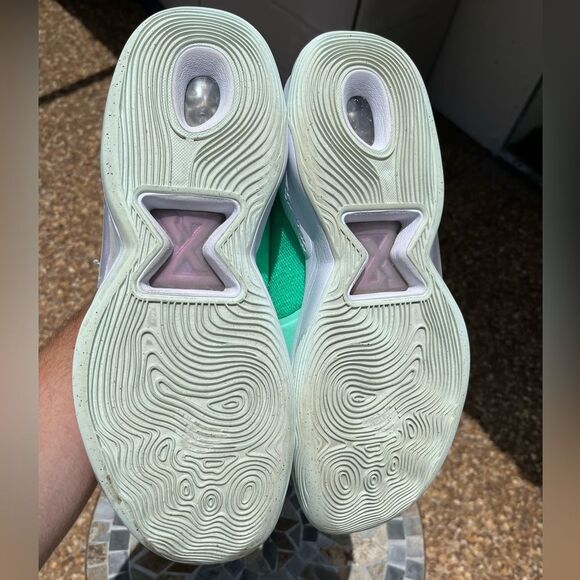 PG 5 “play for the future” basketball shoes main image 11